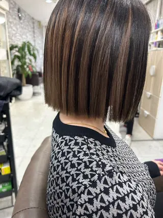 ショート カラー ハイトーン Arphyのヘアスタイル