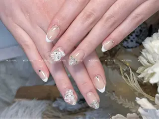 ネイル Luxe Nail Salonのネイルデザイン