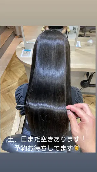 ロング フェイスレイヤー/ 小顔/髪質改善　関のヘアスタイル