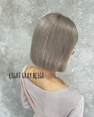 ショート カラー にしき さんのヘアスタイル