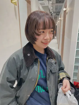ショート カラー 砂原 ひよりのヘアスタイル