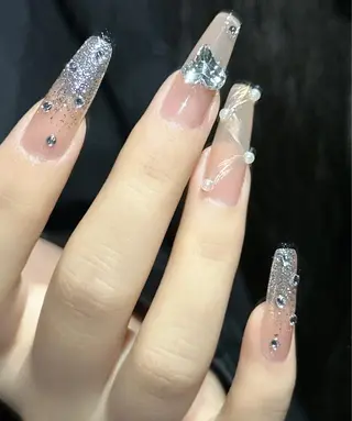 ネイル VIVIAN リサのネイルデザイン