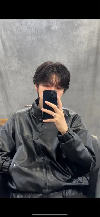 カラー パーマ メンズ RACCOON.TOKYO 渋谷店所属・メンズカット🐺 パーマ特化🔥舜のヘアスタイル