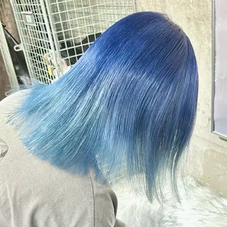 ミディアム カラー フジマ ハルナのヘアスタイル