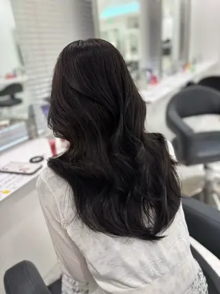 ロング カラー 流行りの透明感カラー ×縮毛矯正🤍ユウのヘアスタイル