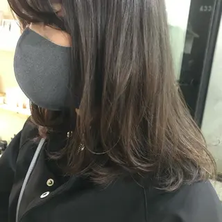 ミディアム カラー Shibata Mizukiのヘアスタイル