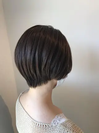 ショート カラー ニュアンスパーマ/ レイヤー/茶屋町のヘアスタイル
