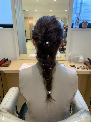 ロング ヘアアレンジ ミドウチ アヤカのヘアスタイル