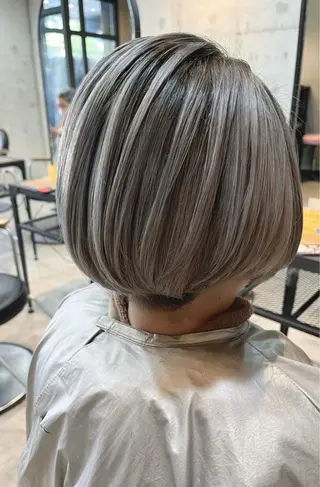 ミディアム 山本 みきのヘアスタイル