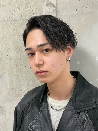 ショート カラー パーマ ヘアアレンジ メンズ 亀井隆汰/メンズ専門 パーマ特化美容師のヘアスタイル