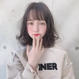 ミディアム カラー 🤍💕ブリーチカラ ーAyaka💕🤍のヘアスタイル