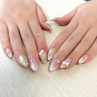 ネイル 吉村 桃花のネイルデザイン