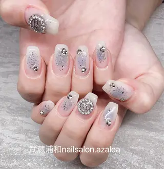 ネイル R inのネイルデザイン