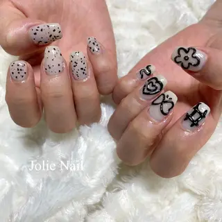 ネイル MIORA︎ マツエク×ネイルのネイルデザイン