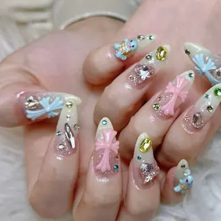 ネイル ANH ゴテゴテネイルのネイルデザイン