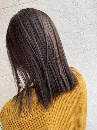 ミディアム Lit.豊橋 夏目のヘアスタイル