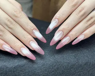 ネイル Ui_Amor (パラジェル)のネイルデザイン