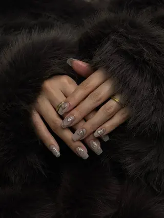 ネイル Saya 海外風 マグ 華やかのネイルデザイン