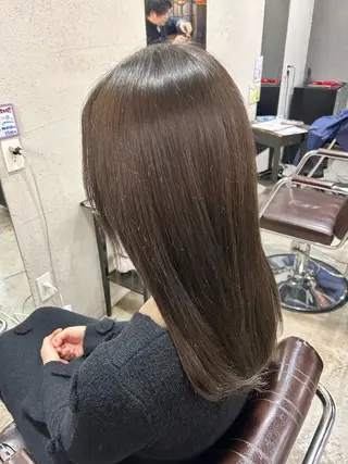 ミディアム MEGUMI ／ママ美容師のヘアスタイル