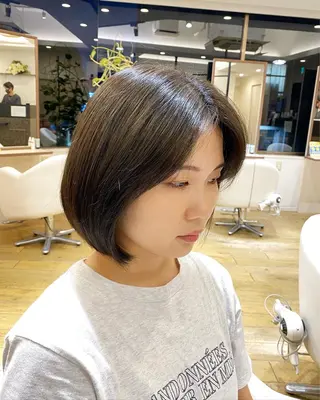 ショート 艶感🫧透明感カラー YUKARIのヘアスタイル