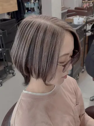 カラー ブリーチカラー🌈 嘉名 真樹のヘアスタイル