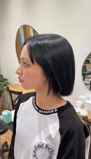 カラー 矯正パーマ、ベージュ ボブカット🫧のヘアスタイル