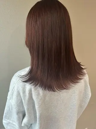 セミロング カラー 平尾 樹里のヘアスタイル
