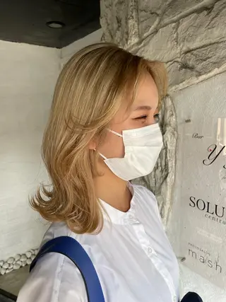 セミロング カラー 末石 智のヘアスタイル
