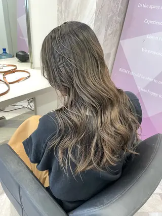 セミロング 🎗副店長/井上 竜 ブリーチ指名No.1のヘアスタイル