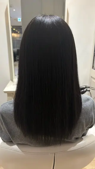 ロング カラー 似合わせ 顔周りYUUGAのヘアスタイル
