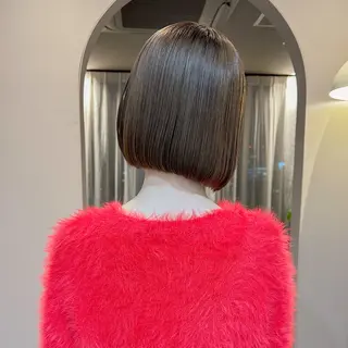 ショート MIYU透明感カラー ブリーチなしWカラーのヘアスタイル