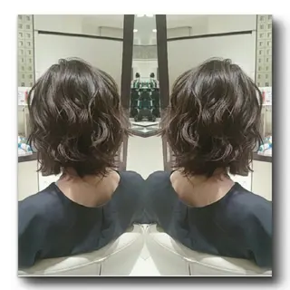 ミディアム 変身企画実施✨️ ショート専門 宮ヶ迫のヘアスタイル