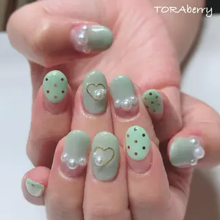 ネイル ネイリスト なつみのネイルデザイン