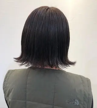 ミディアム ツノガイ エリのヘアスタイル