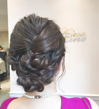 ミディアム カラー ヘアアレンジ 鈴木 麻希のヘアスタイル