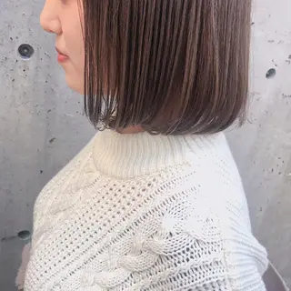 ミディアム カラー 横山 莉奈のヘアスタイル