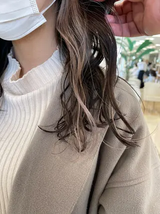 セミロング カラー 髪質改善・縮毛矯正 年間1500名担当♪のヘアスタイル