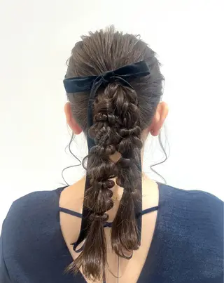 セミロング ヘアアレンジ 🤍透明感カラー・ きらら‎🤍のヘアスタイル