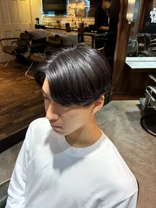 ミディアム パーマ メンズ メンズ特化 翔平のヘアスタイル