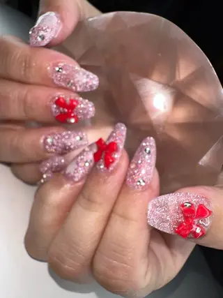 ミディアム YOKOSUKA NAILS💅✨のネイルデザイン