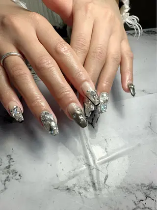 ネイル 新山 聖のネイルデザイン