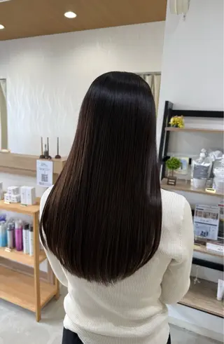 ロング 島 歩那のヘアスタイル