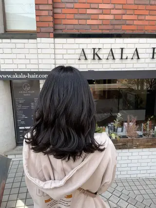ミディアム カラー AKALA HAIR 西宮店 Juriのヘアスタイル