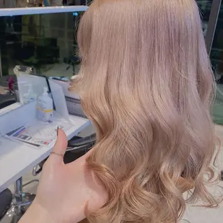 セミロング ❄️💛エクステ ブリーチ❄️yukiのヘアスタイル
