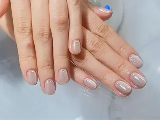 ネイル y‘s SALON所属・ト トのネイルデザイン