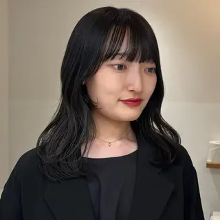 セミロング 盛れる透明感カラー・ momokaのヘアスタイル