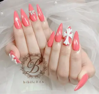 ネイル 島尻 ユインのネイルデザイン