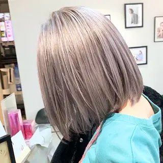 ミディアム 透明感カラー / Rio👶🏻💞のヘアスタイル