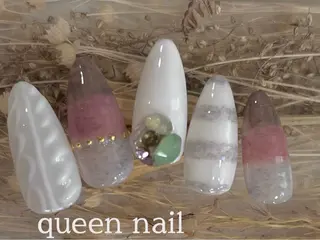 ネイル QUEENNA IL JR寺田町1分のネイルデザイン