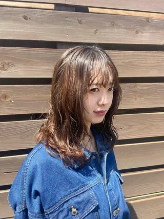 セミロング カラー ゆうこ 🩷🩶のヘアスタイル